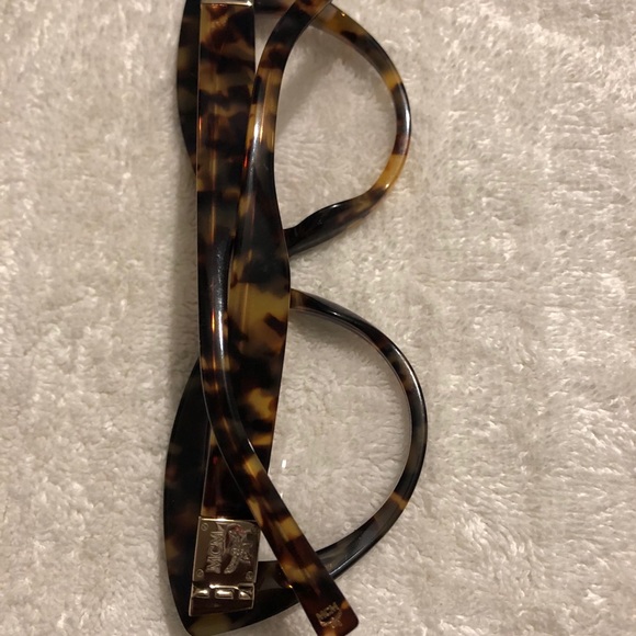 New eye glasses